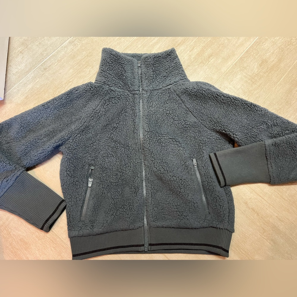 Athleta Sherpa jacket size small